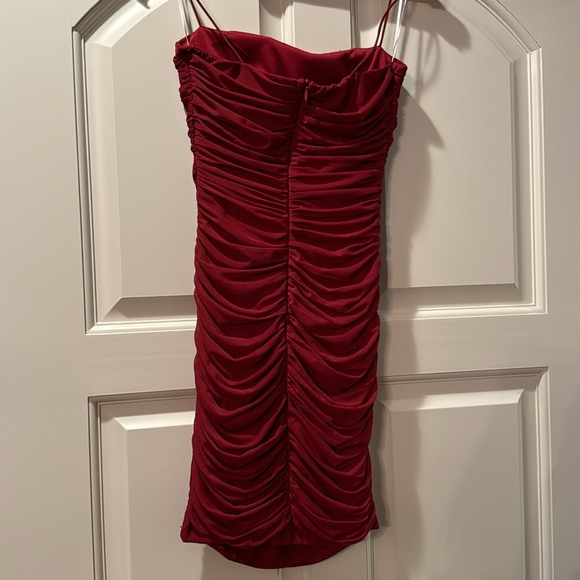 Perfect Homecoming dress! Tara mini Size 2. Worn once perfect condition. - Picture 2 of 4